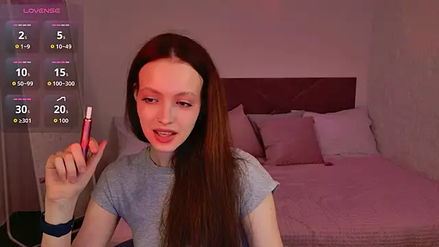 Snapshot of SallyPinkman chatting on April 2026 02:11:02 PM SallyPinkman online show from April 2026 02:11:02 PM