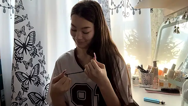 Cuteviola online show from February 2026 12:48:01 AM