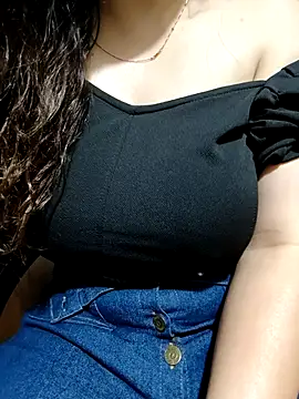 sassy aly007 online show from November 2025 04:06:02 PM