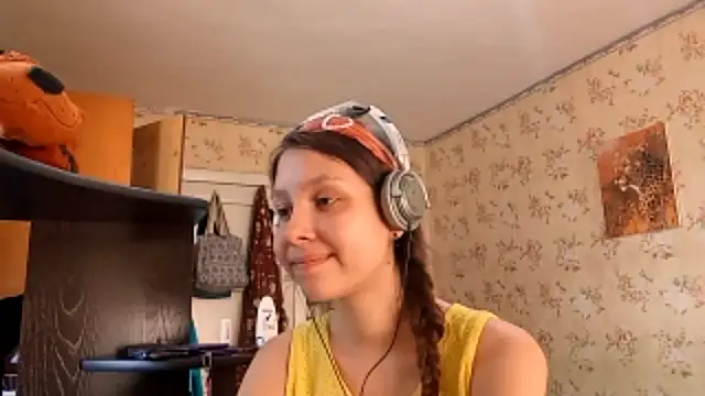 QutieDaSweet online show from September 2025 07:13:02 AM