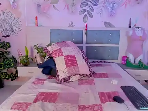 sweet lulu sofia online show from October 2025 06:08:02 AM