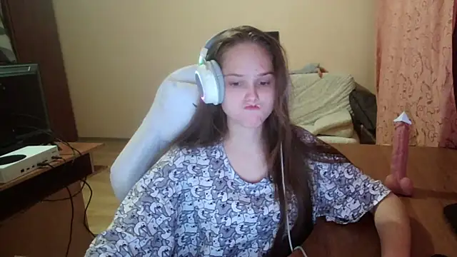 SharybbFace online show from September 2025 05:17:01 PM