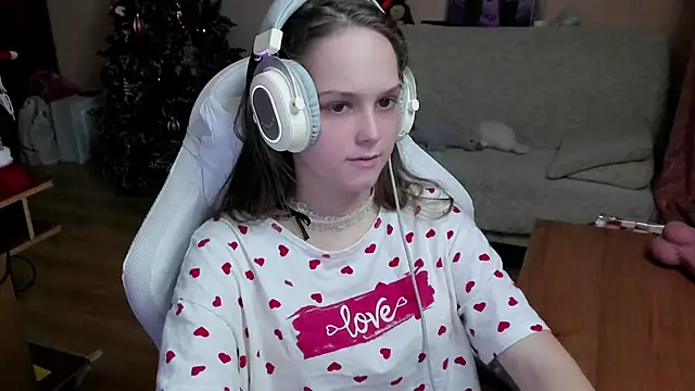 SharybbFace online show from November 2025 03:34:02 PM