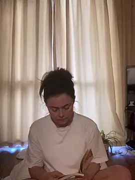 Mia Winters online show from March 2026 06:03:01 PM