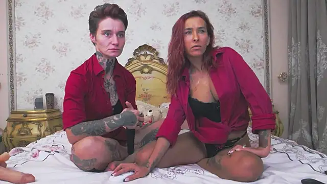 Snapshot of UnholyAngels chatting on October 2025 10:34:02 PM UnholyAngels online show from October 2025 10:34:02 PM