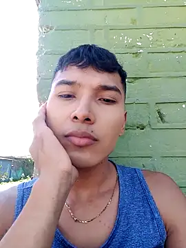 Snapshot of liamhotcolombia chatting on October 2025 02:15:01 PM liamhotcolombia online show from October 2025 02:15:01 PM