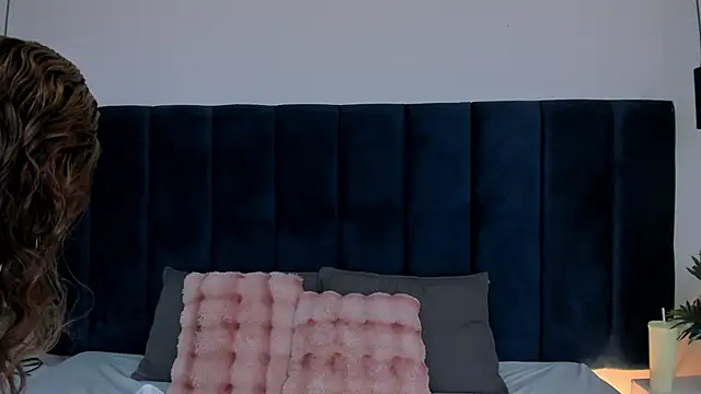 LiilyAdams online show from March 2026 08:12:01 PM