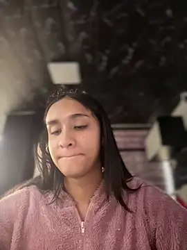Isabella-Teen online show from July 2026 12:41:01 PM
