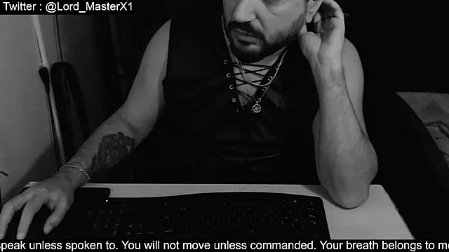 Lord MasterX online show from November 2025 04:01:02 AM