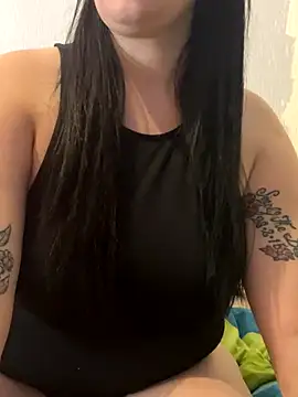 Snapshot of Mags1061 chatting on September 2025 09:05:01 PM Mags1061 online show from September 2025 09:05:01 PM