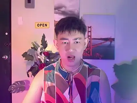 Snapshot of NaughtyGlow97 chatting on October 2025 10:01:01 PM NaughtyGlow97 online show from October 2025 10:01:01 PM