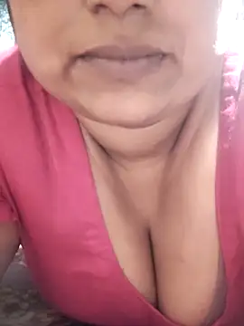 Mmm143 online show from March 2026 02:06:02 PM