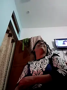 aliya-jaan71 online show from January 2026 01:48:02 PM