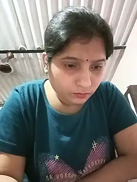 aliya-jaan71 online show from April 2026 04:37:02 PM