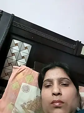 aliya-jaan71 online show from April 2026 10:11:01 AM