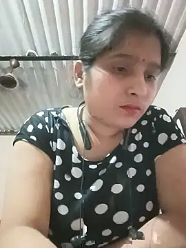 Snapshot of aliya-jaan71 chatting on May 2026 06:27:02 PM aliya-jaan71 online show from May 2026 06:27:02 PM