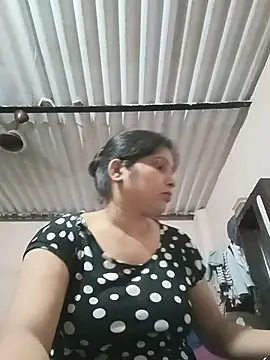 Snapshot of aliya-jaan71 chatting on May 2026 06:42:02 PM aliya-jaan71 online show from May 2026 06:42:02 PM