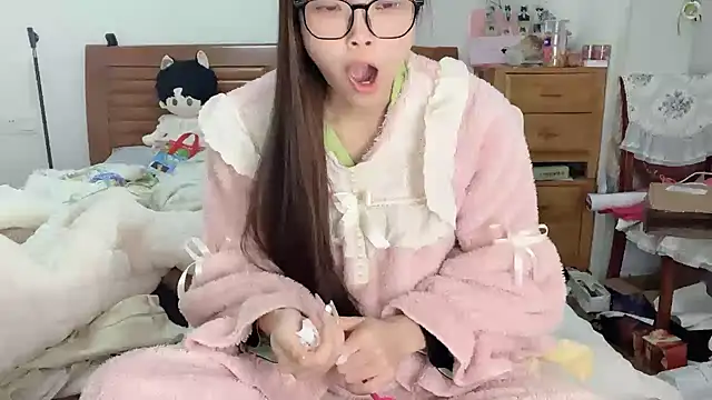 Akong11 online show from December 2025 03:14:02 AM