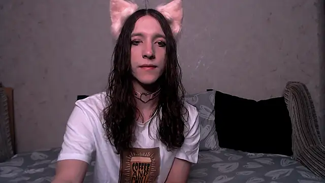 SilverMuse  online show from October 2025 11:58:01 PM