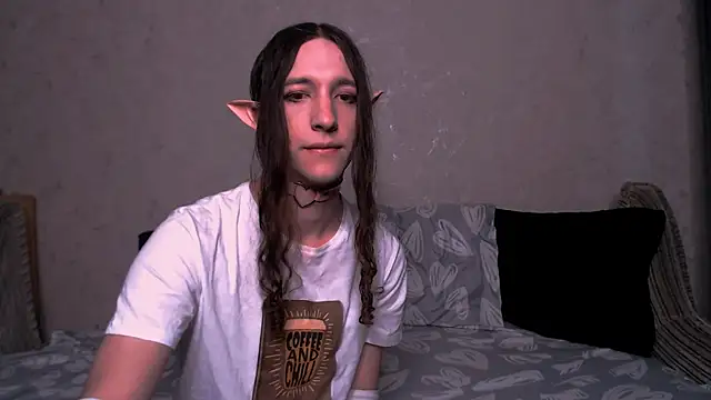 SilverMuse  online show from October 2025 06:10:01 AM