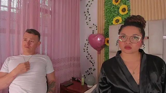 JenPat Nm online show from September 2025 09:41:02 PM