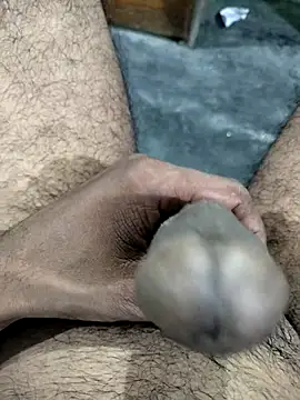 mdNajmus69 online show from November 2025 01:46:01 PM