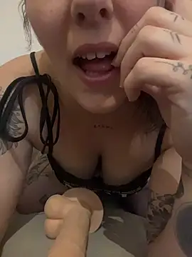 anonyme hot47 online show from March 2026 08:14:02 PM