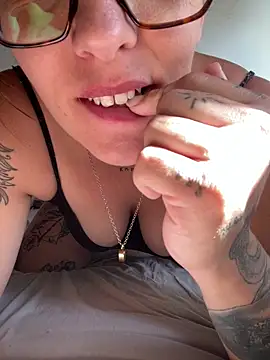 anonyme hot47 online show from June 2026 08:37:02 AM