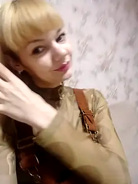 AliceSwan1122 online show from October 2025 06:05:02 PM