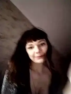 Snapshot of AliceSwan1122 chatting on April 2026 08:00:02 PM AliceSwan1122 online show from April 2026 08:00:02 PM