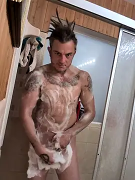 Snapshot of Clownboi17 chatting on September 2025 08:57:02 PM Clownboi17 online show from September 2025 08:57:02 PM