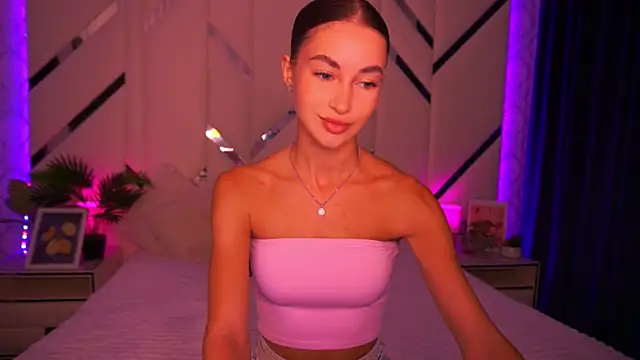 CherryyLulu online show from September 2025 06:59:02 AM