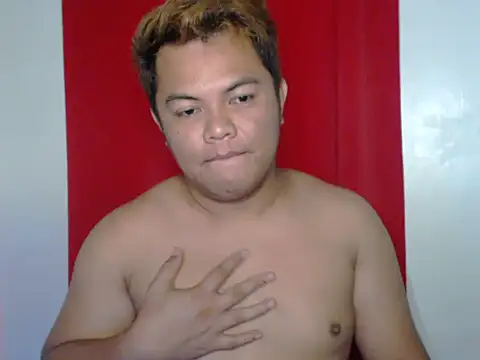 Snapshot of Gayasianzowe chatting on September 2025 03:54:01 AM Gayasianzowe online show from September 2025 03:54:01 AM