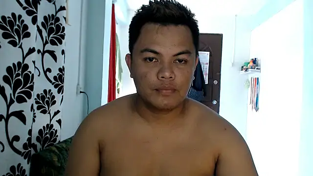 Snapshot of Gayasianzowe chatting on September 2025 06:07:01 AM Gayasianzowe online show from September 2025 06:07:01 AM