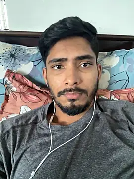 Snapshot of vikranthLong chatting on June 2026 07:55:01 AM vikranthLong online show from June 2026 07:55:01 AM