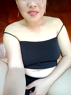 emilyzz online show from October 2025 02:26:02 AM