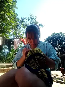 emilyzz online show from November 2025 07:08:01 AM