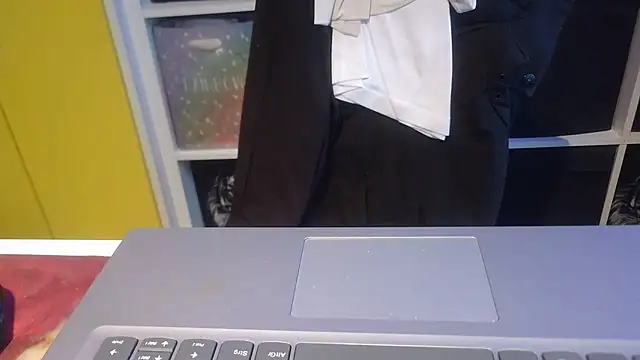 Snapshot of Milf_Lady_Frankfurt chatting on September 2025 12:31:02 PM Milf Lady Frankfurt online show from September 2025 12:31:02 PM