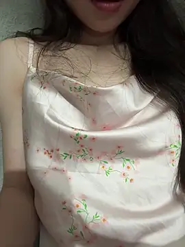 Snapshot of Bella_sexy98 chatting on May 2026 02:03:02 PM Bella sexy98 online show from May 2026 02:03:02 PM