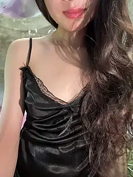 Snapshot of Bella_sexy98 chatting on May 2026 06:08:01 AM Bella sexy98 online show from May 2026 06:08:01 AM