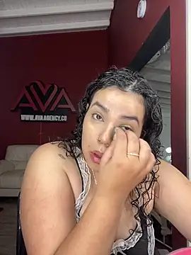 krisstenSantos online show from October 2025 11:08:02 AM