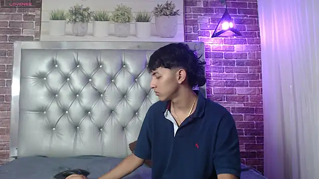 JasperFlam3 online show from September 2025 09:03:02 AM