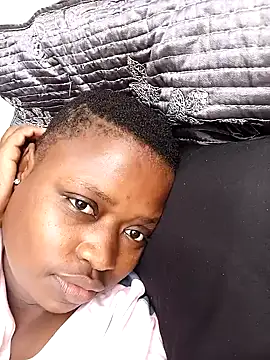 lady-zeei online show from October 2025 10:56:02 AM