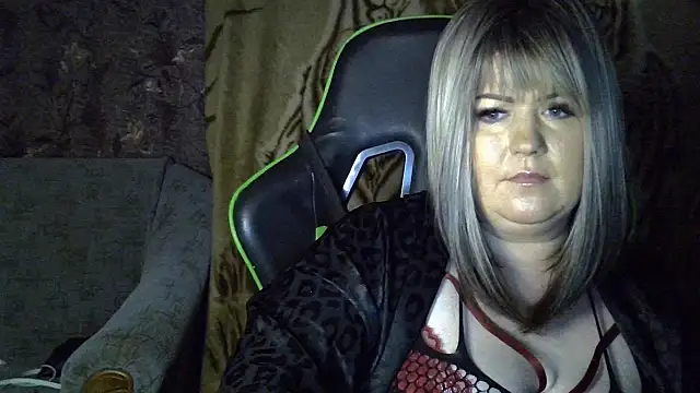 YuliiaSan online show from October 2025 07:37:01 PM