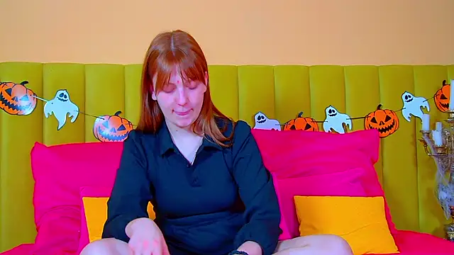 BeatriceBinoche online show from October 2025 06:35:02 PM