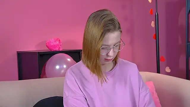 BeatriceBinoche online show from March 2026 06:29:01 AM