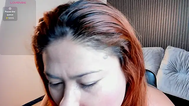 Zoe-stonee online show from October 2025 06:53:01 PM