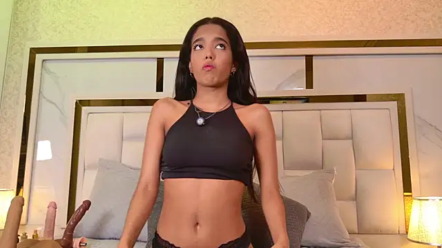 paulina cano online show from December 2025 07:45:02 PM