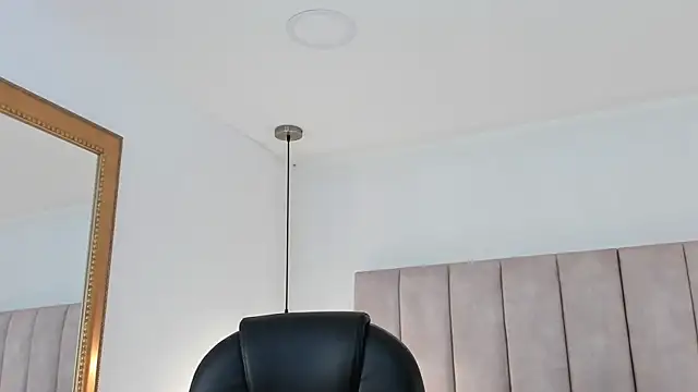 Megan-8 online show from April 2026 11:05:02 AM