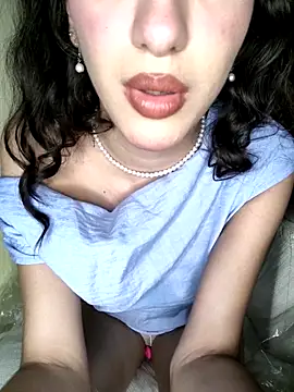 Emily-hottson online show from September 2025 10:46:02 PM